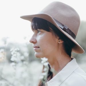 Alternative view of Pendientes Vega con Ónix de Fauna y Flora