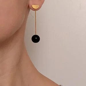 Alternative view of Pendientes Asimétricos de Sewasong
