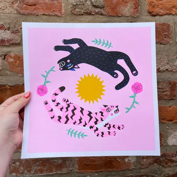 Print cuadrada Leaping Cats 30 x 30 cm de Amy Hastings - Imagen 2