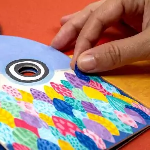 Alternative view of Juego Activity Be Wild! Bird mask con stickers de Londji