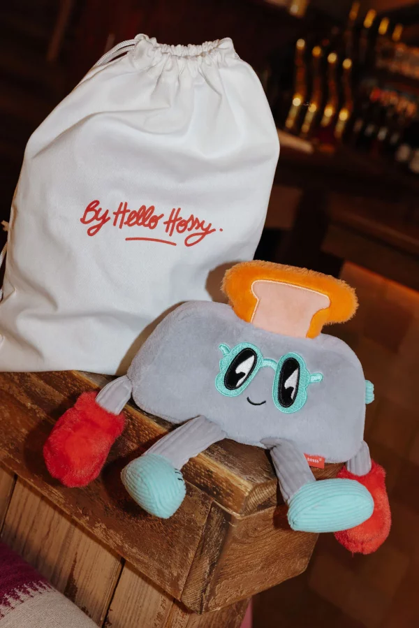 Peluche Punchy Toast de Hello Hossy - Imagen 2