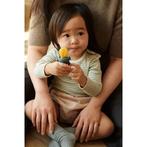 Alternative view of Mordedor para fruta bebé Miranda de Liewood