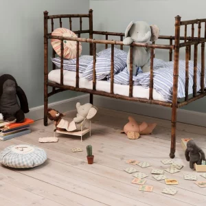 Alternative view of Peluche Gorila mediano de Maileg