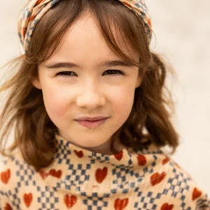 Alternative view of Bandana Manika Amor sand de Apaches