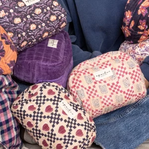 Alternative view of Neceser Gaya de terciopelo Mauve de Apaches