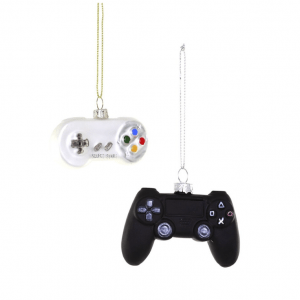 Adornos mandos de Super Nintendo y Play Station de Cody Foster