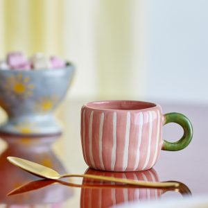Alternative view of Taza Mini Nini rayas rosa de Bloomingville