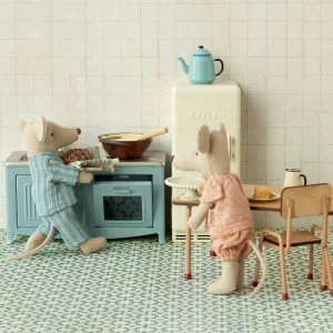 Alternative view of Cocina ratón azul de Maileg