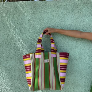 Bolso Baya verde de Bindi