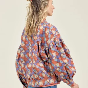 Alternative view of Coletero Manju Pongo colorado de Apaches