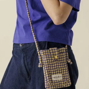 Alternative view of Funda de teléfono Kolkata Chekmate Wheat de Apaches