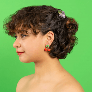 Alternative view of Pendientes Cereza de Coucou Suzette