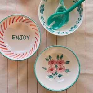 Alternative view of Bol cerámico grande Verde con flores de Rice