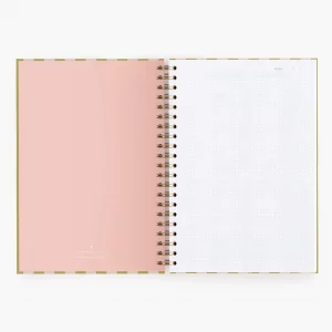 Alternative view of Cuaderno grande Panamera Pistacho de Charuca