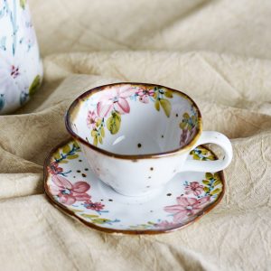 Taza y Plato Savina de Bloomingville