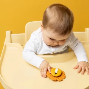 Juguete Spinner de Silicona Mr Lion Trixie baby - Imagen 5