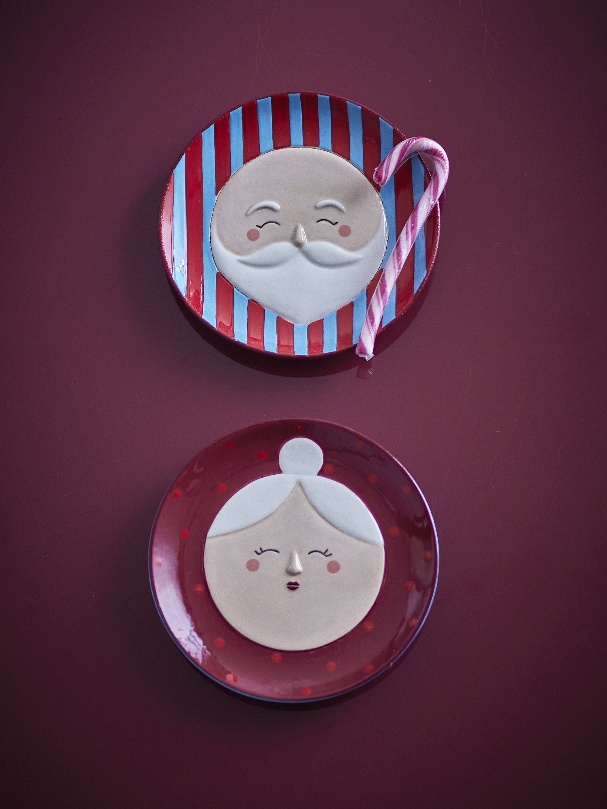 Plato Papa y Mama Noel de Bloomingville - Imagen 2
