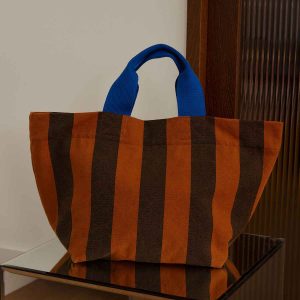 Bolso Tina de rayas Pecan y Night de Rose in April - Imagen 5